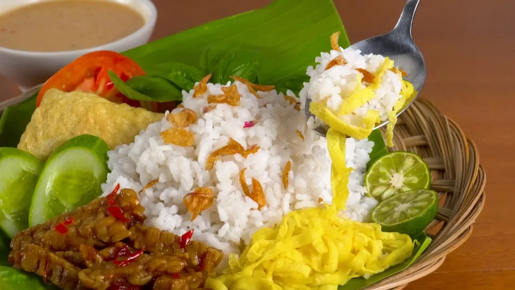 nasi uduk vs nasi liwet