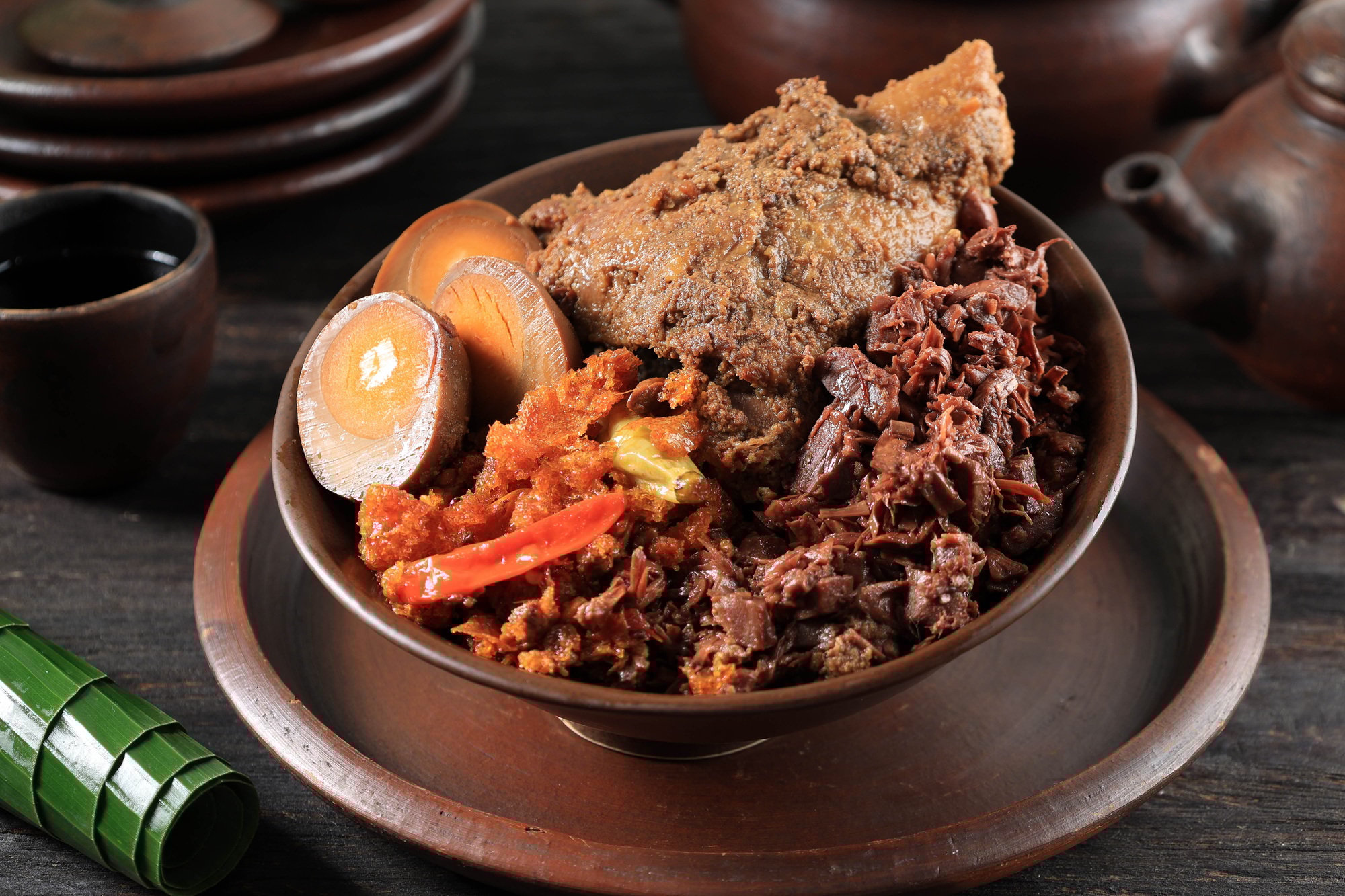 kuliner khas yogyakarta Close Up Gudeg Komplit Jack Fruit Stew
