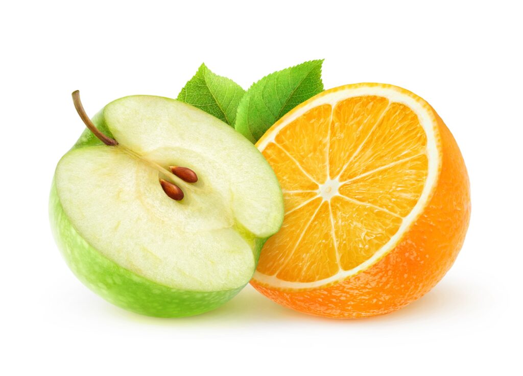 Isolated orange and apple jajandikitid Mengatasi Bau Mulut dengan Apel dan Jeruk