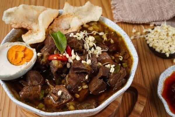 Rawon makanan indonesia terbaik dunia, kuliner khas surabaya