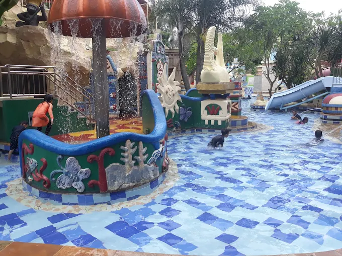 Funsplash Eldorado Tempat Wisata di Cibubur
