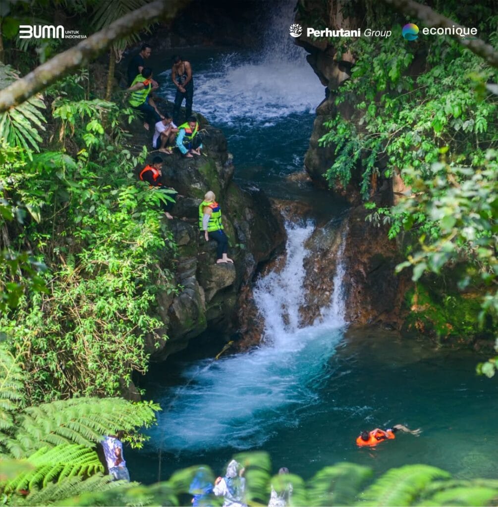 ✨ ternyata kecamatan megamendung menyimpan kekayaan curug yang luar biasa Salah satunya adalah jajandikitid curug cibulao salah satu curug di bogor