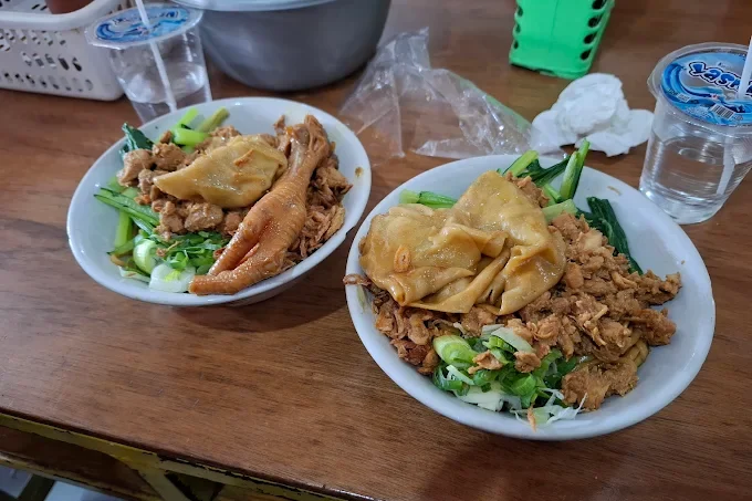 Jajandikitid Mie Ayam Bangkala Tempat Makan Dekat Stasiun Bogor Jajandikitid