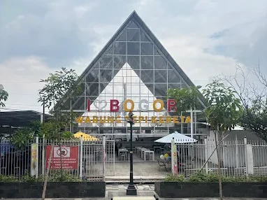 Jajandikitid Warung Tepi Kereta Tempat Makan Dekat Stasiun Bogor Jajandikitid