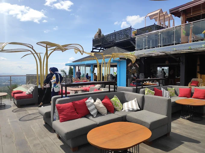 De Boekit Coffee and Kitchen Cafe Populer Di Sentul Jajandikitid