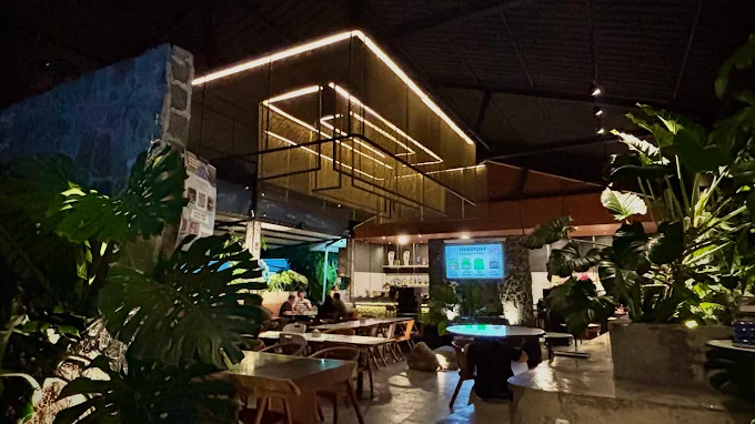 Twenty Two Cafe Cafe Populer Di Sentul Jajandikitid